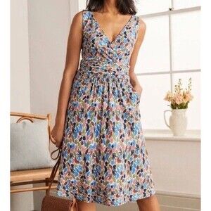 Boden Womens Effie V-Neck Jersey Dress Palm Print Size 8 Stretchy Comfortable